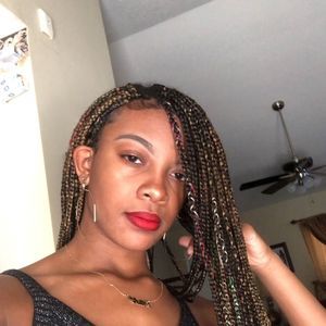 Meet your Posher, Jade